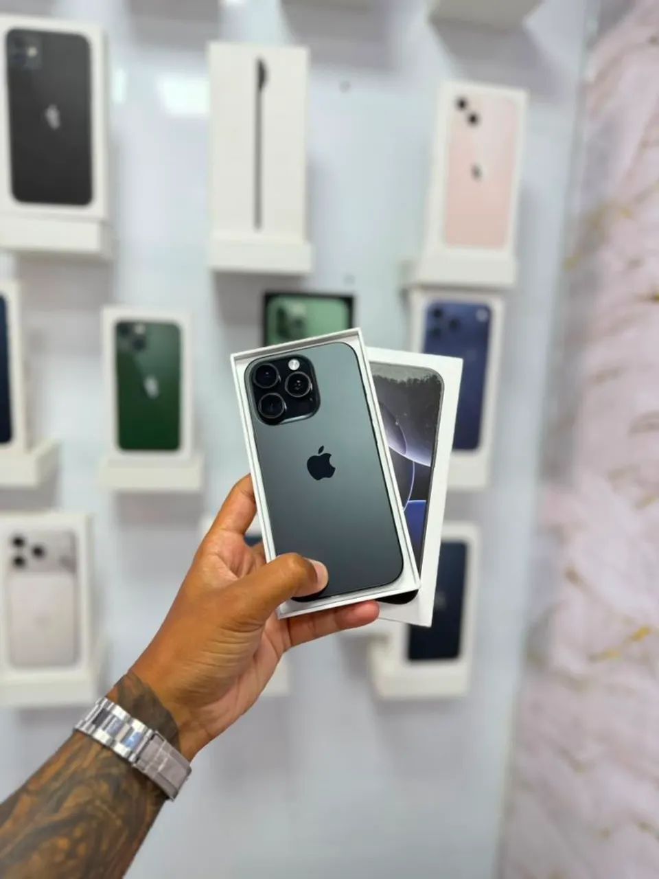 IPHONE 16 PRO 128GB<br>R$ 4.599 - Foto 3