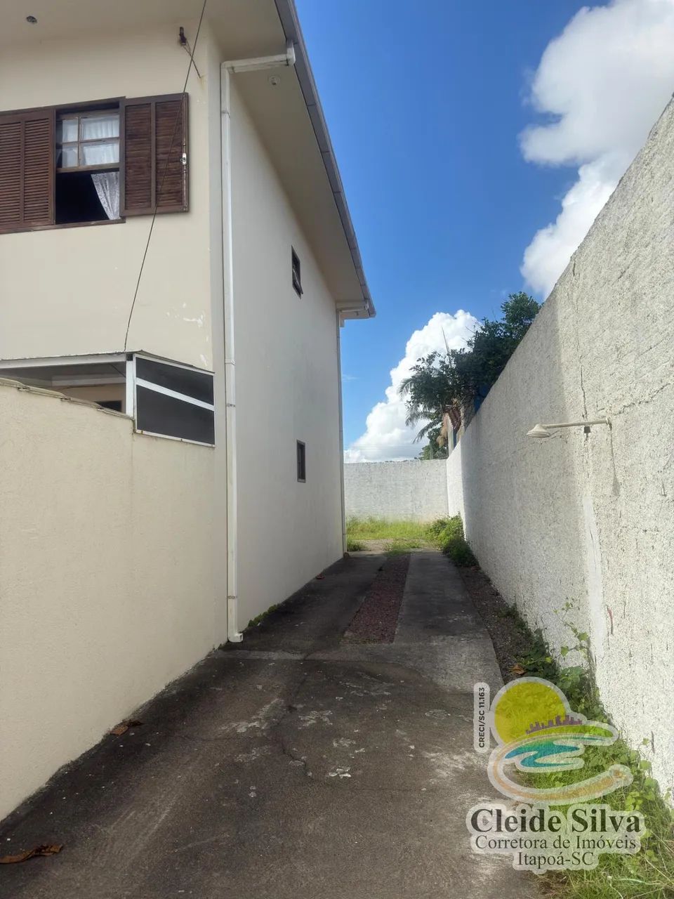 Sobrado em Itapoá/SC no Centro - Foto 3