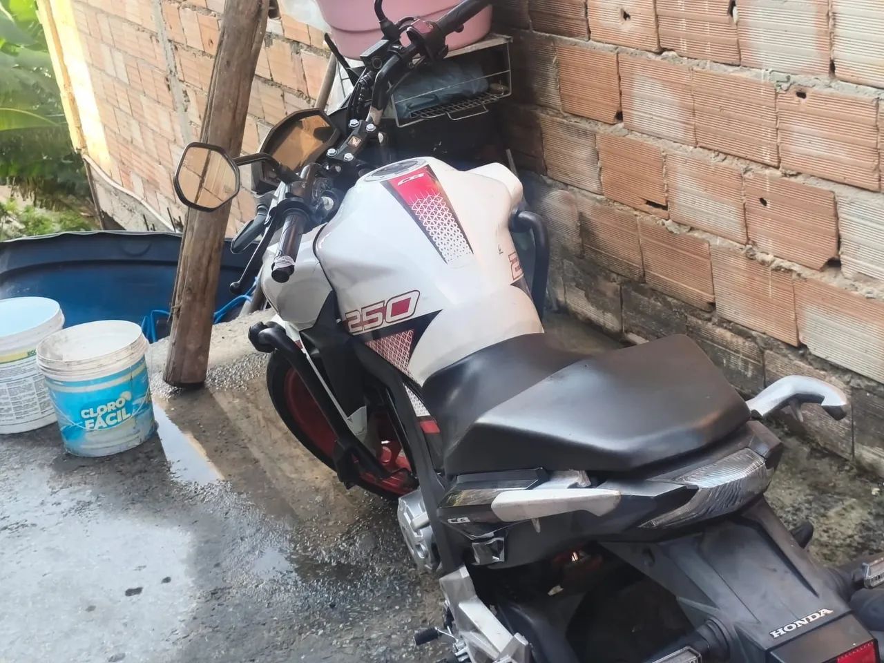 Moto CB Twitter 250 - Foto 3
