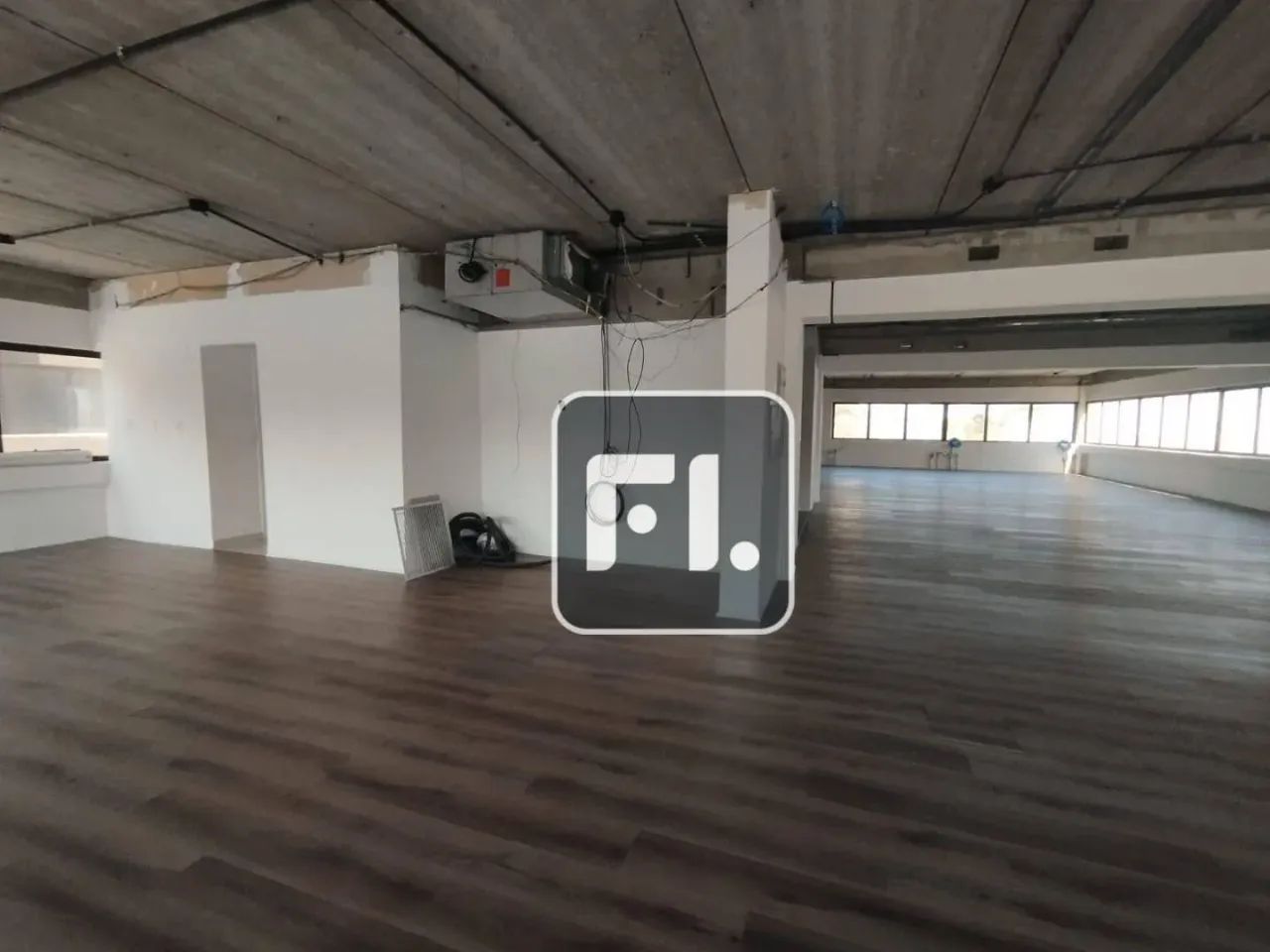 Conjunto comercial com 356 m² na Barra Funda para locação, - Foto 2