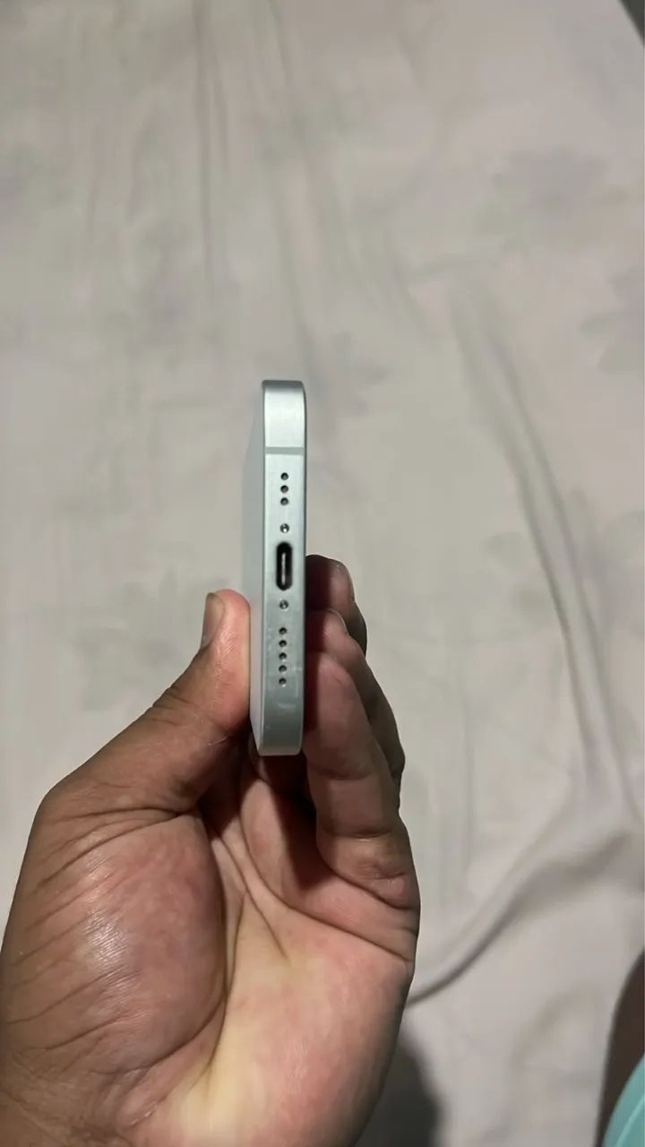 iPhone 16 e - Foto 2