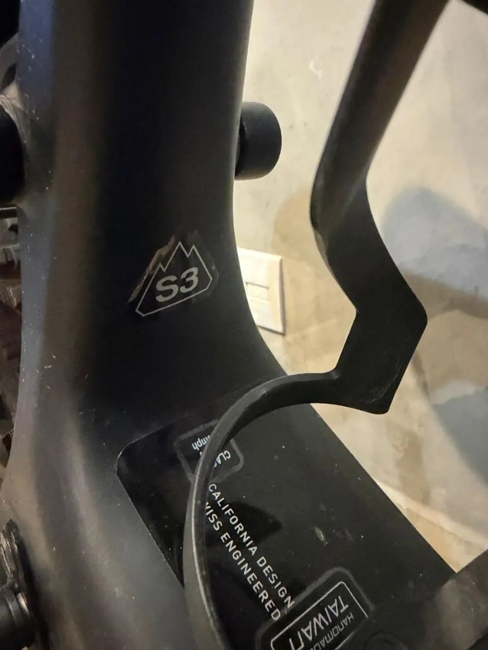BICICLETA SPECIALIZED TURBO LEVO 3 COMP CARBON - Foto 5