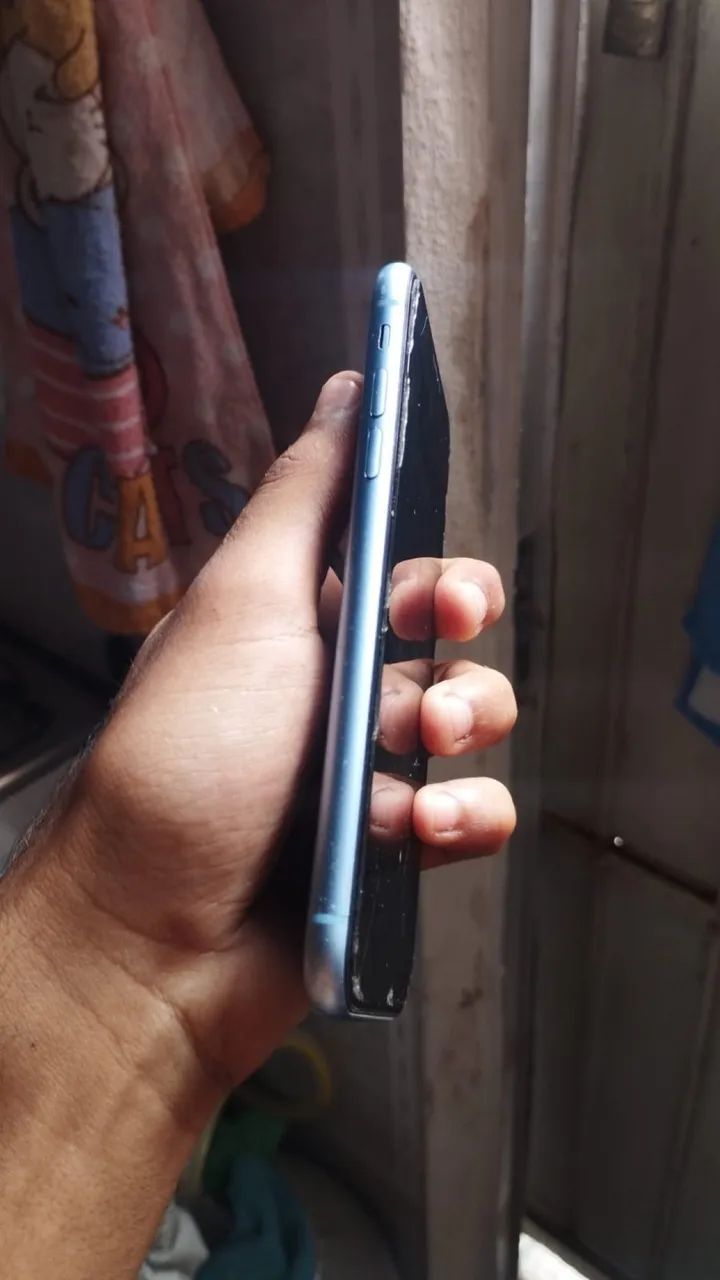iPhone XR Azul 64gb - Foto 4