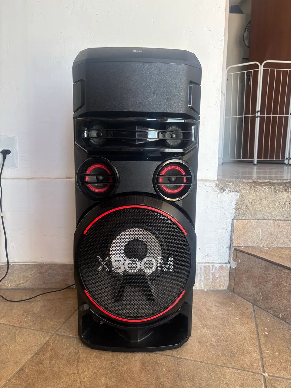Caixa de Som Acústica LG XBOOM