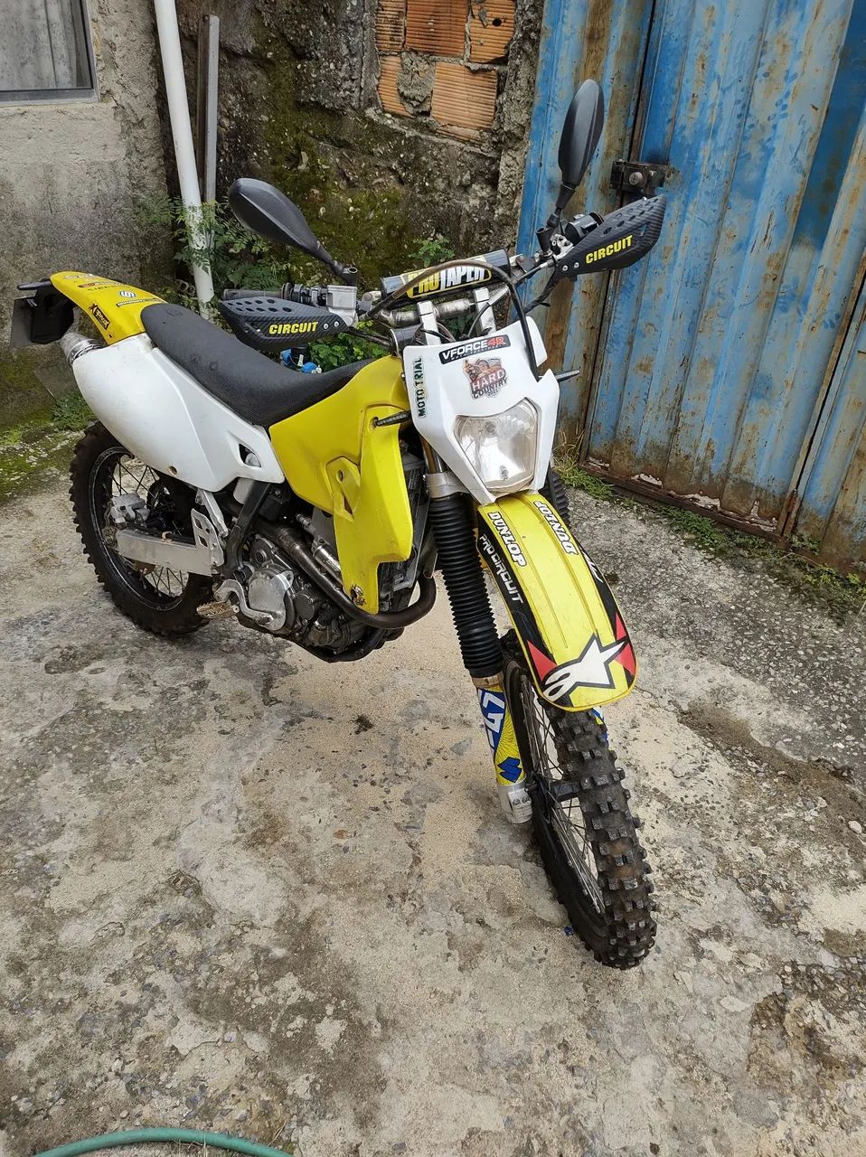 Suzuki drz400 emplacada - Foto 2
