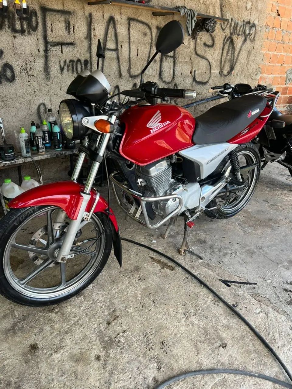Conservada , revisada emplacada excelente  - Foto 2