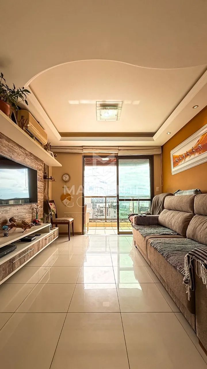Apartamento com 3 dormitórios em Coqueiros - Foto 2