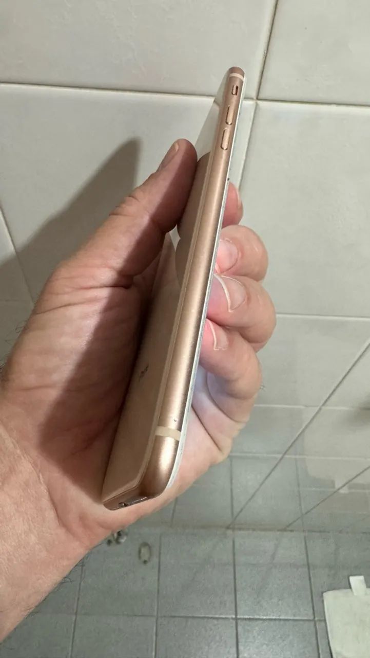 iphone 8 Plus gold 256g - Foto 4