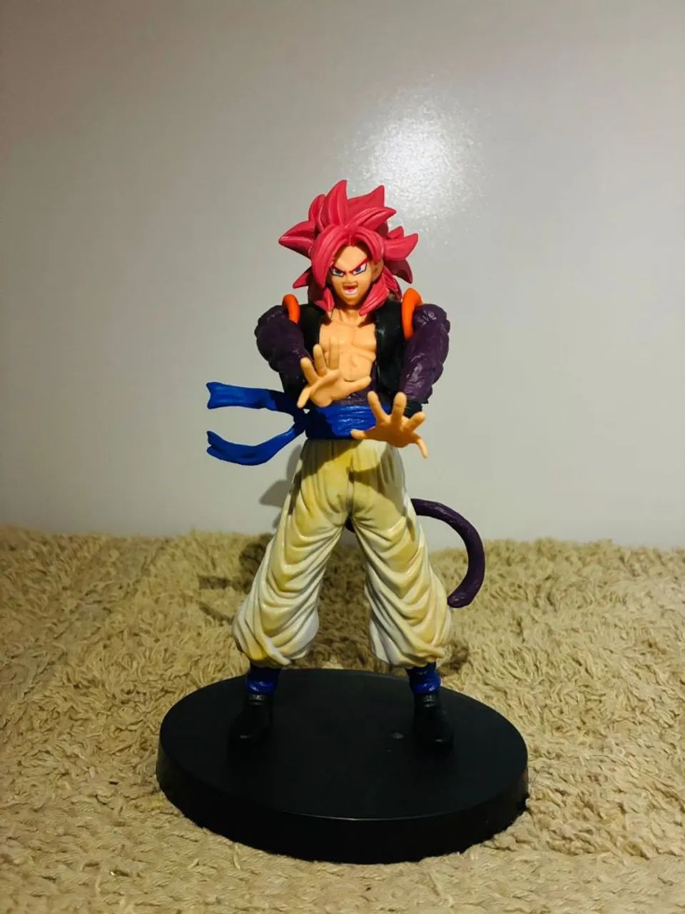 Boneco Vegeta Super Saiyajin 4 Colecionável Dragon Ball - Foto 2