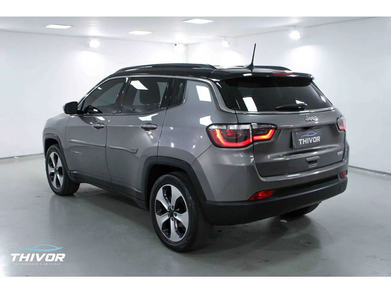 Jeep Compass Longitude 2.0 4X2 Flex 16V Aut. 2017 - Foto 5