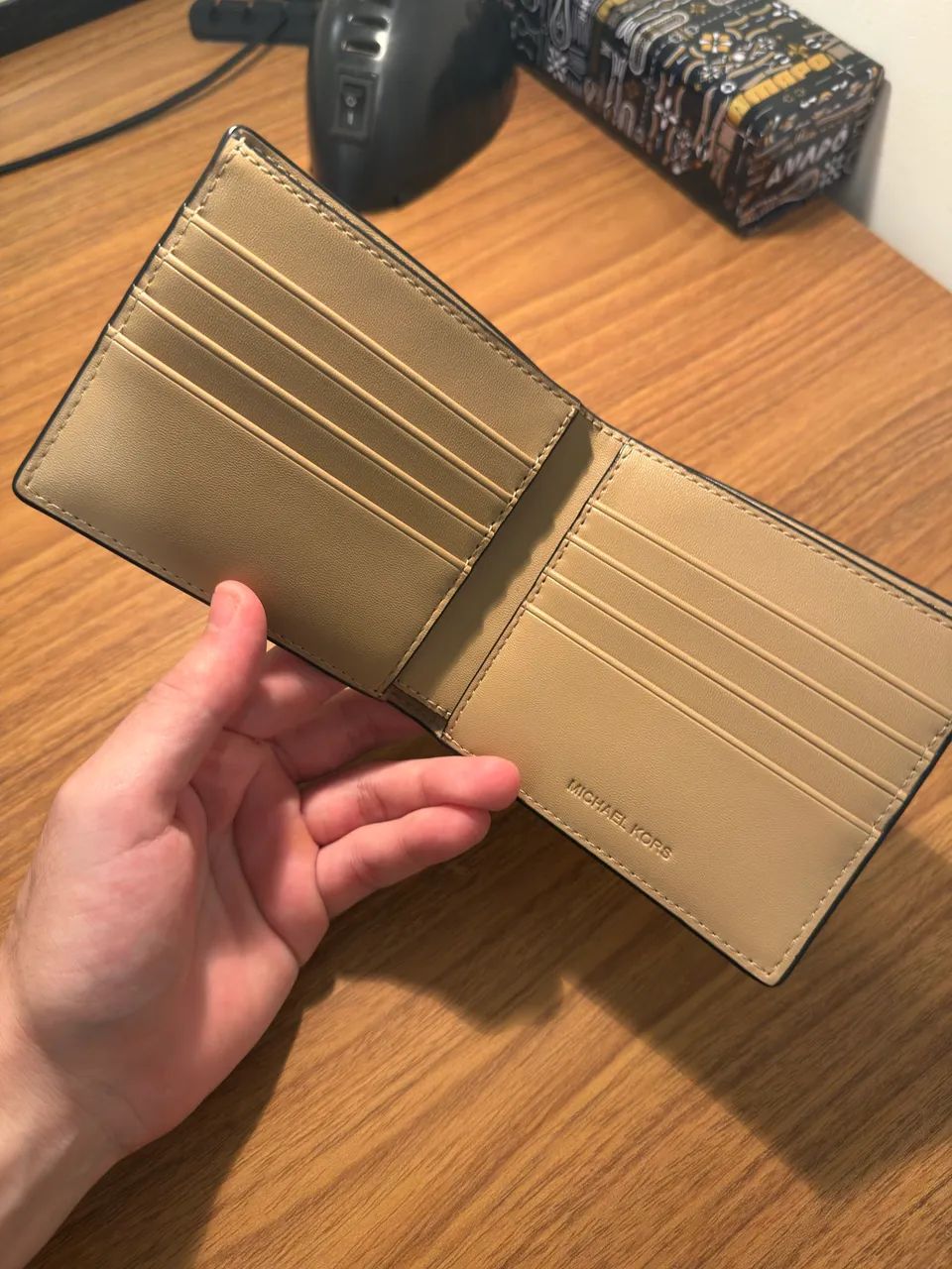 Carteira Masculina Michael Kors - Modelo Cooper Billfold (100% Original) - Foto 2