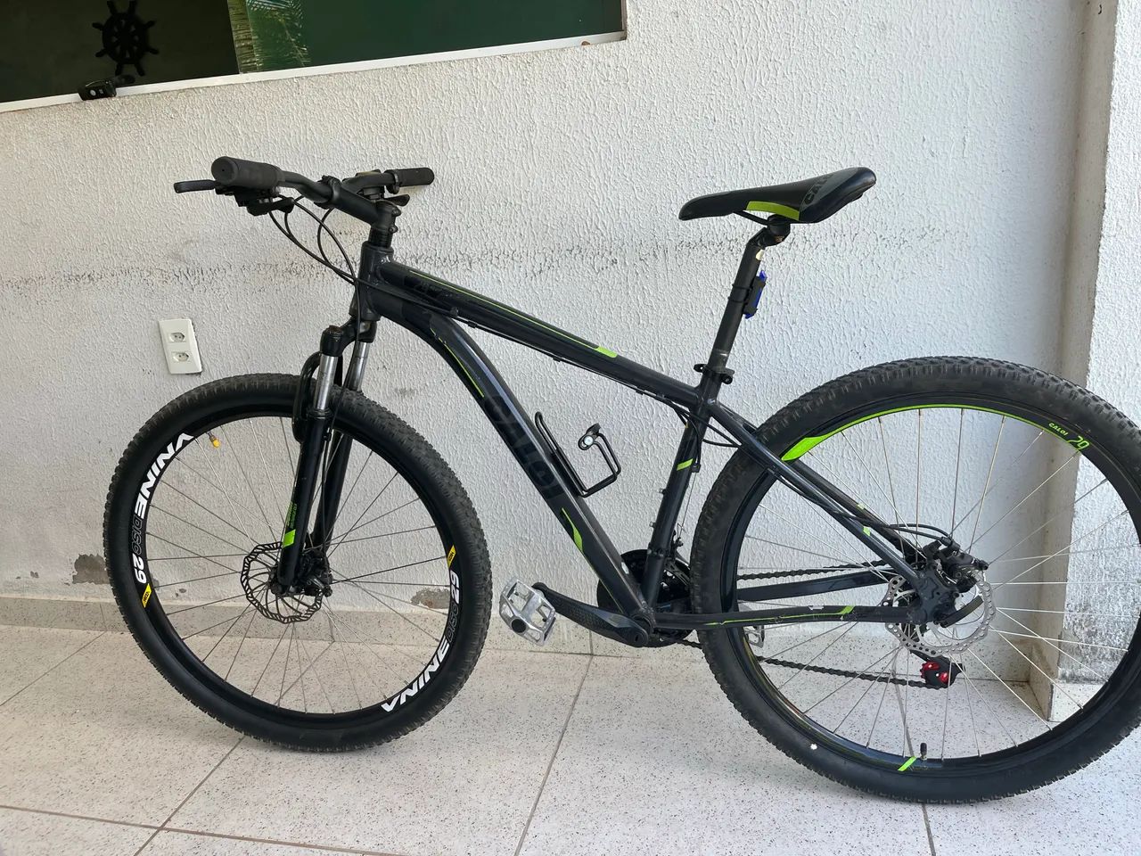 Bicicleta  Caloi alumínio 