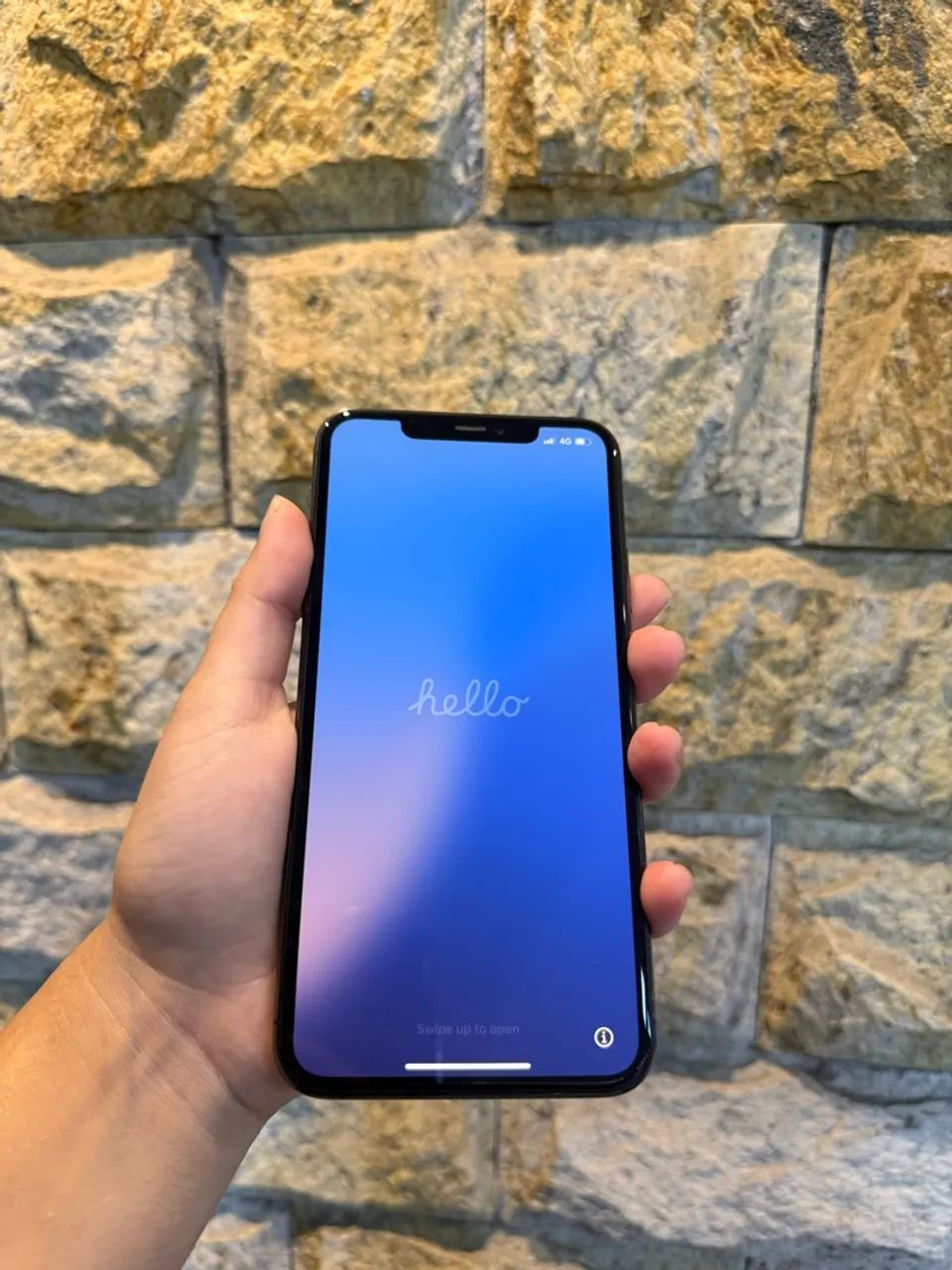 iPhone 11 Pro Max Cinza Espacial 64 GB - Original. 