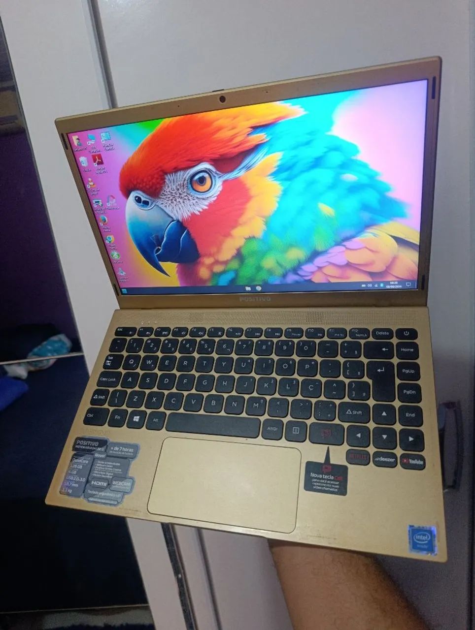 Notebook bom para estudos com ssd de 128 gigas, bateria de longa duração, Windows 10 - Foto 4