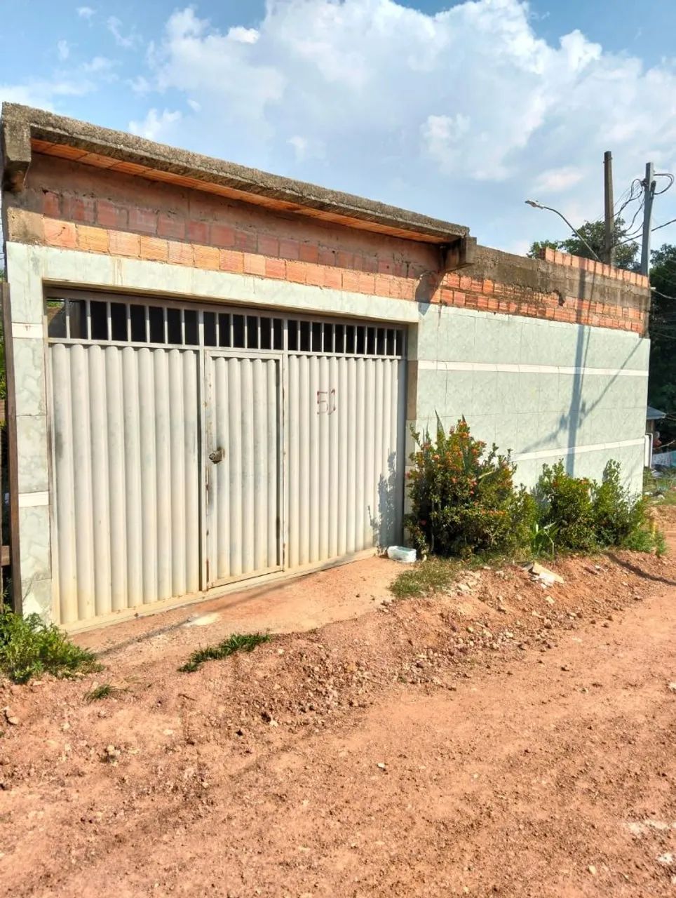 Casa à venda no bairro Nacional 