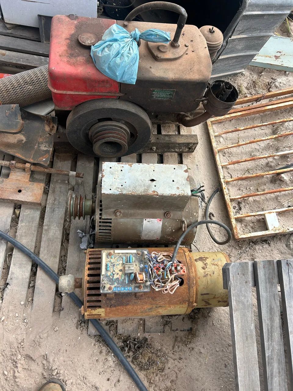 Gerador e motor diesel  - Foto 3