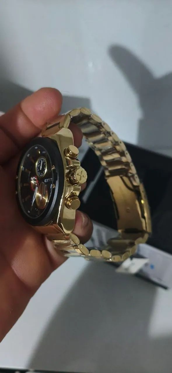 Relógio Masculino EXTRI Dourado - Estilo e Elegância - Foto 4