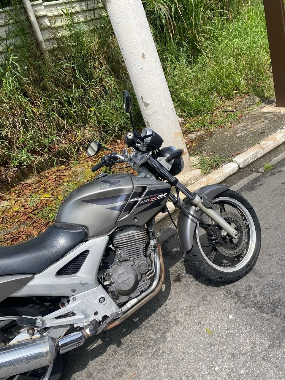 CBX 250 Twister - Foto 2