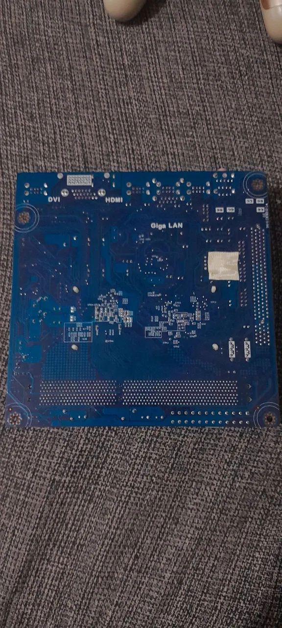 Placa-mãe STI DDR3 com processador AMD integrado - Foto 2