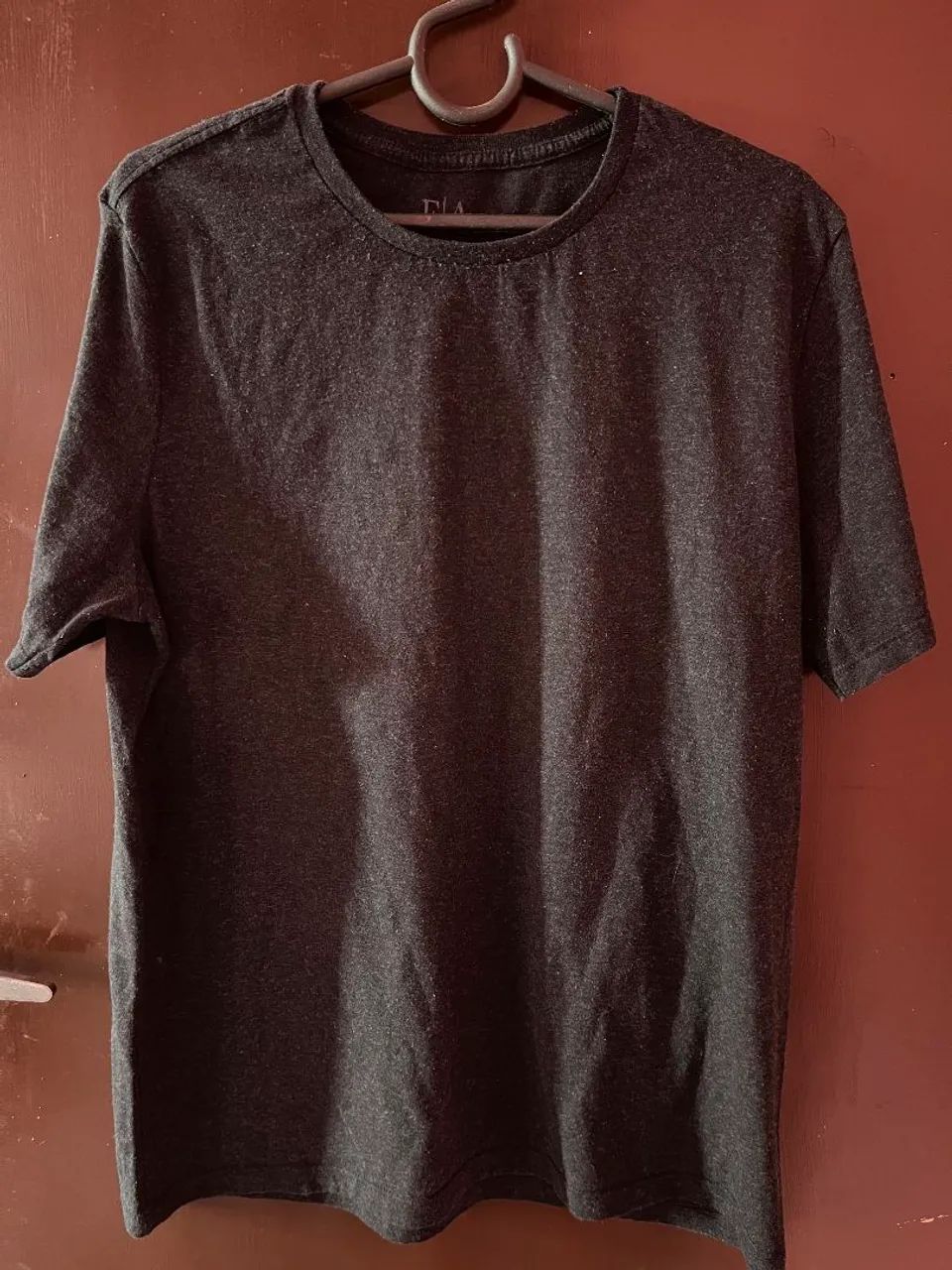 Camiseta E|A preta acinzentada tam M 