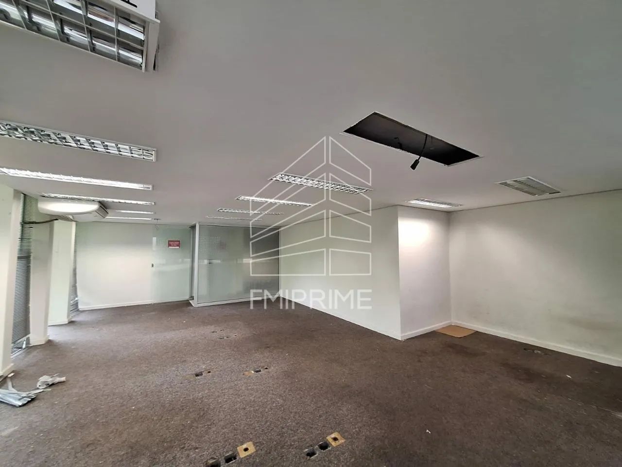 LAPA -GALPÃO COMERCIAL DE 1.450 M2 DE ÁREA CONSTRUÍDA NA LAPA. - Foto 4