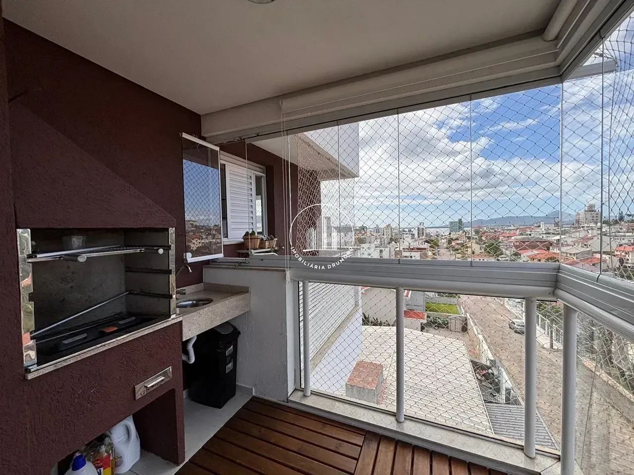 Apartamento 2 Quartos com 1 Suíte - Coqueiros
