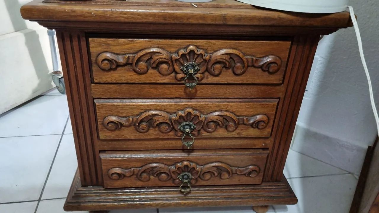 Cama mais mesa de cabeceira - Foto 2