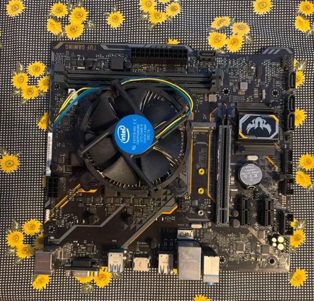 Kit Intel I7 7700 + Placa Asus H110M (Com Cooler e Espelho