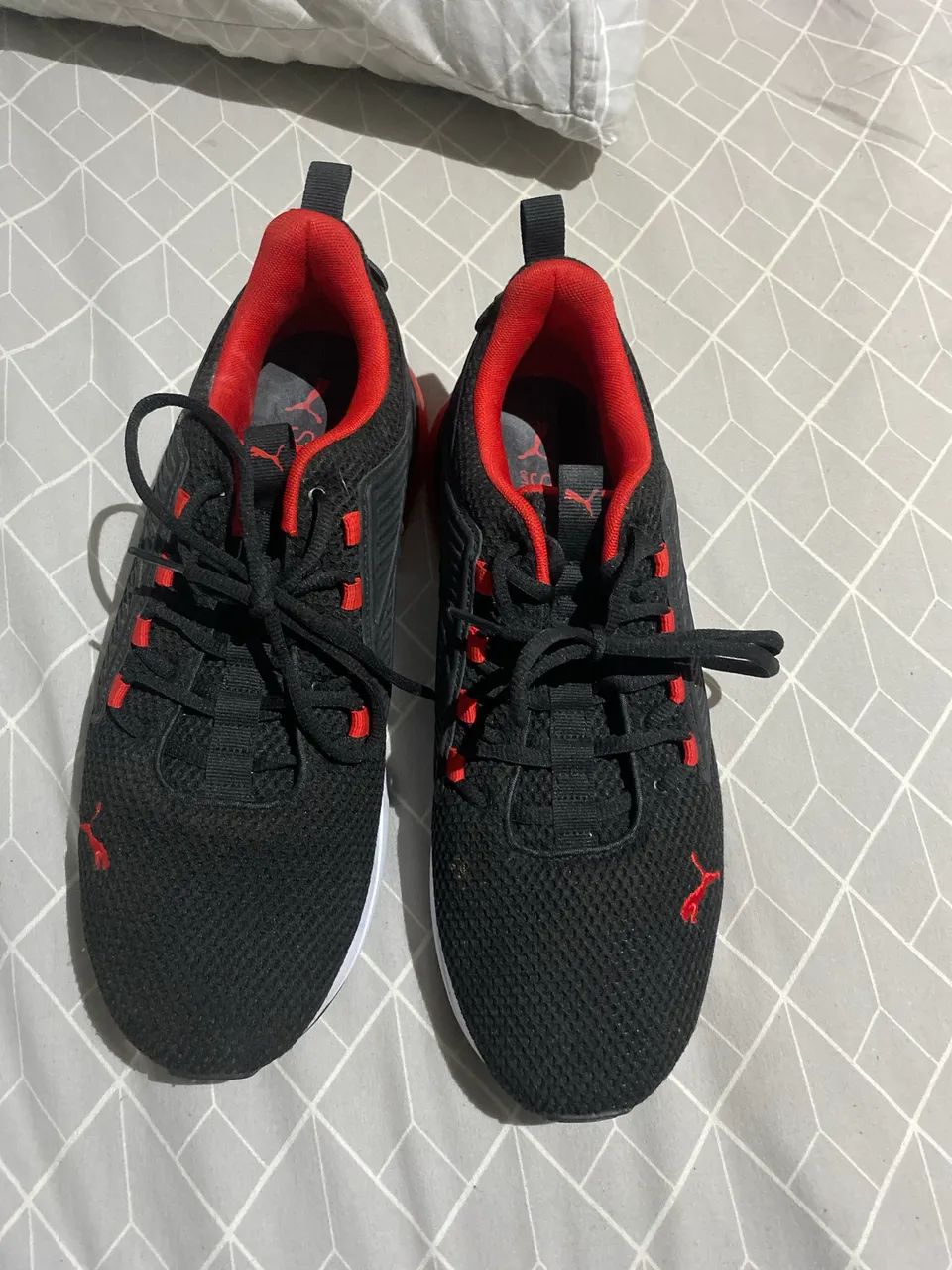 Tênis Puma Preto com Vermelho  - Foto 2