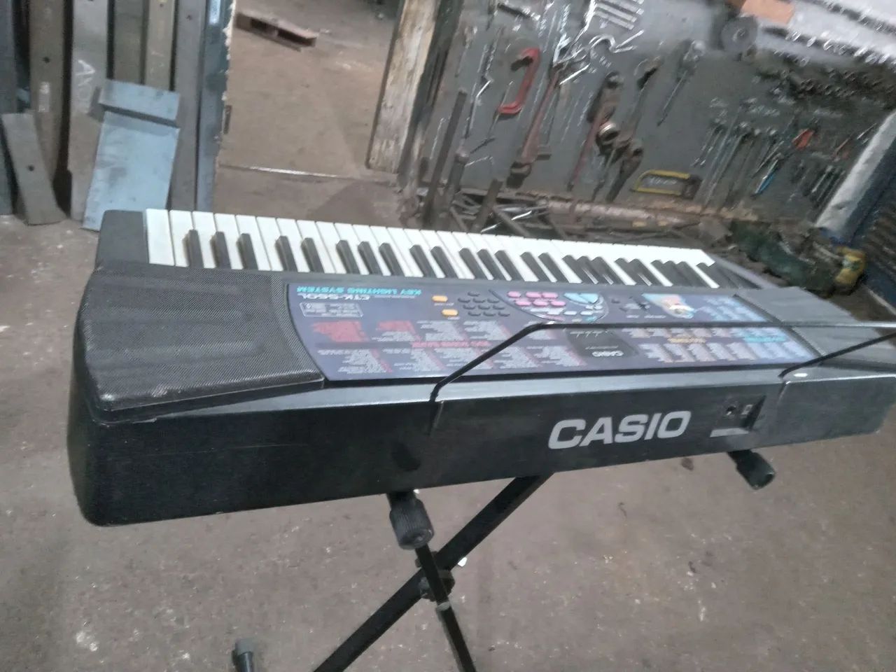 Vendo teclado casio .