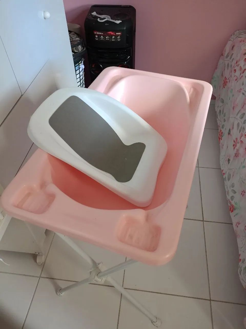 Banheira com suporte e encosto para bebê  - Foto 5