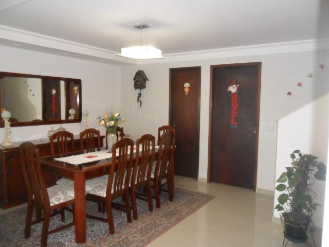 Excelente Sobrado com amplo quintal e piscina - Jd. das Américas / Uberaba - REF. S260 - Foto 3