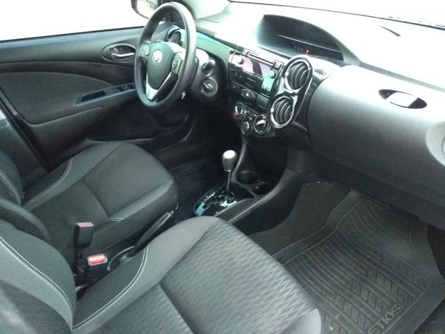 Etios Sedan 2108 XS Automatic - Foto 5