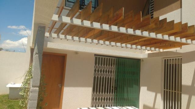 Lindo sobrado em Colombo - Foto 4
