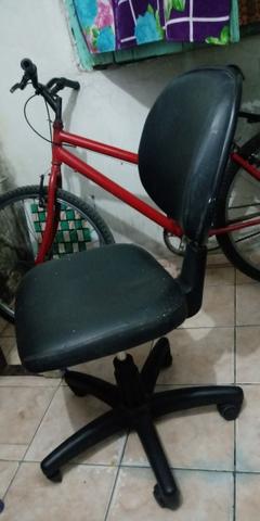 Cadeira de escritório - Foto 2
