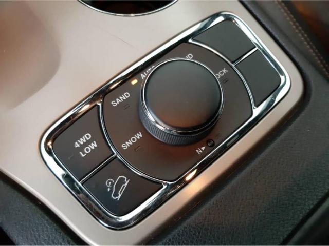 Jeep Grand Cherokee Laredo 3.6 V6 4x4 - Foto 10