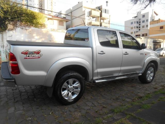 Hilux 3.0 4x4 Manual Cab. Dupla - Foto 2