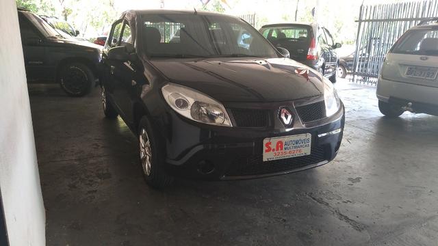 Renault - Sandero Autentic 1.0
