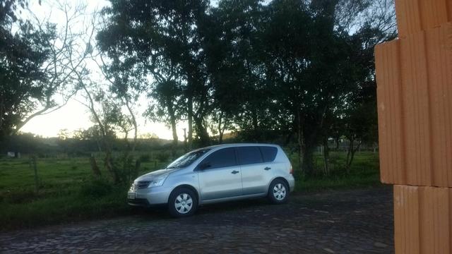 Livina 1.6 já financiada - Foto 3