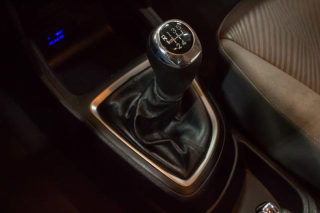 HYUNDAI HB20S 1.6 COMFORT PLUS 16V - Foto 8
