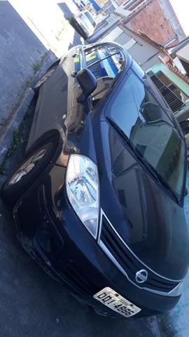 Nissan Tiida financiado