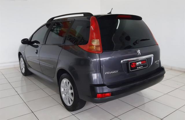 PEUGEOT 207 2008/2009 1.6 SW XS 16V FLEX 4P AUTOMÁTICO - Foto 4