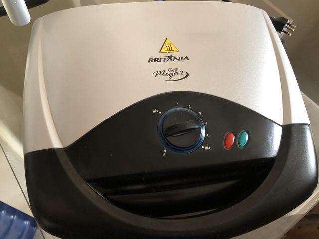 Grill Mega 2 Britânia