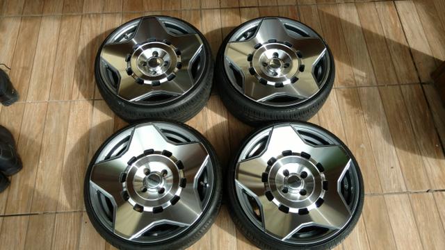 Roda 17 - 4X100 furação