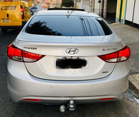Elantra - Foto 3