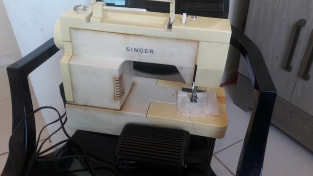 Maquina Singer - Foto 3