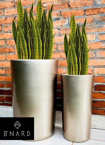 Lindos vasos esmaltados para decoração de áreas internas e jardim