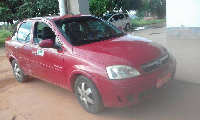 Corsa sedan premium
