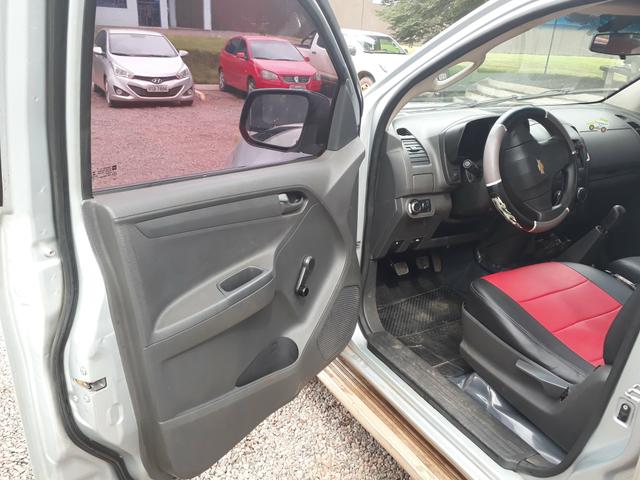 Vendo ou troco S10 Cab. dupla 2013 63.000 R$ - Foto 9