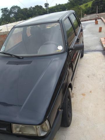 Vende se ou troca em moto uno 94 baixei pra ir embora 2500